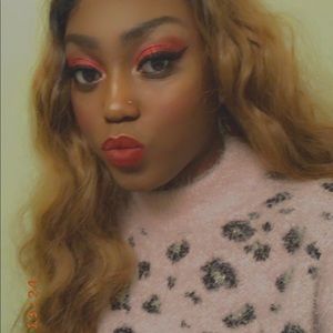 Meet your Posher, Janae